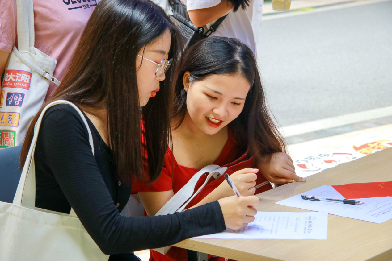 1634093760086093926.png 图片2.png