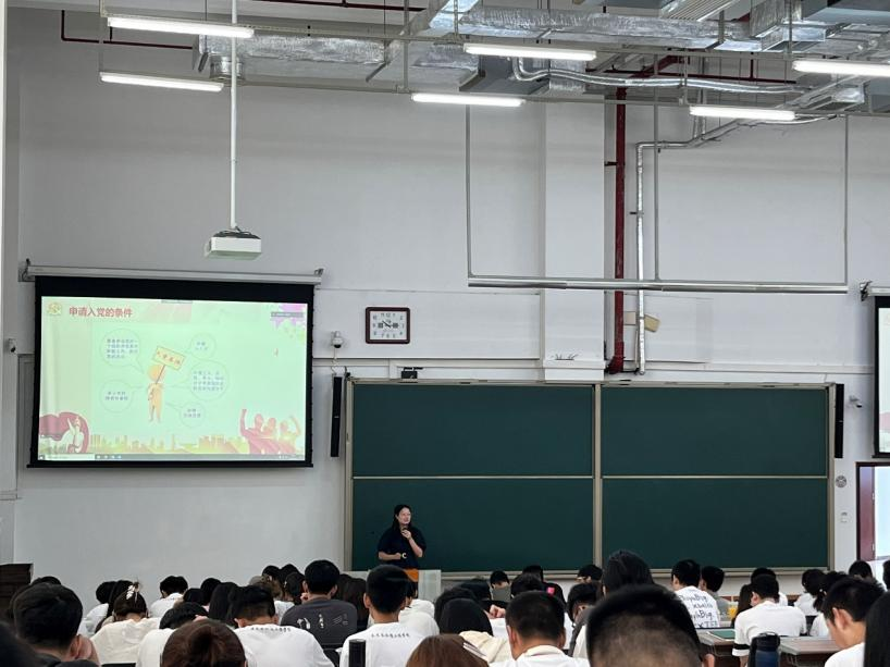1695717196726060288.png 图片2.png