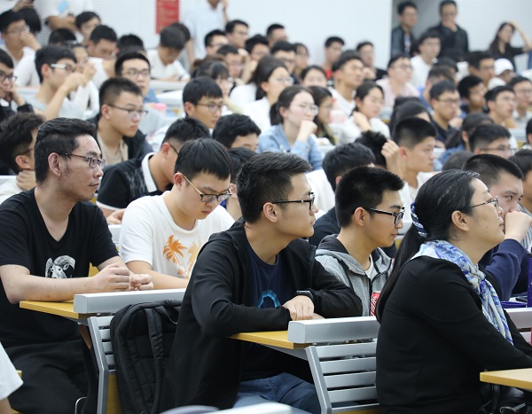 1554287625796030099.jpg 8P6A1443.jpg