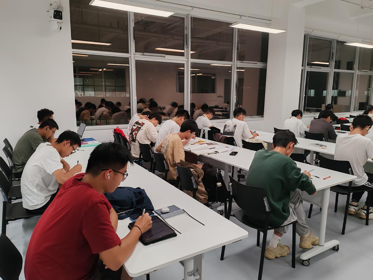1729219292466065426.png 图片6.png