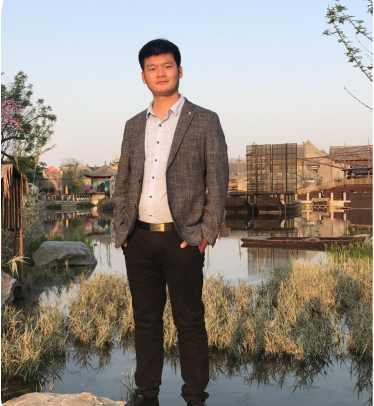 杨春鹏.png