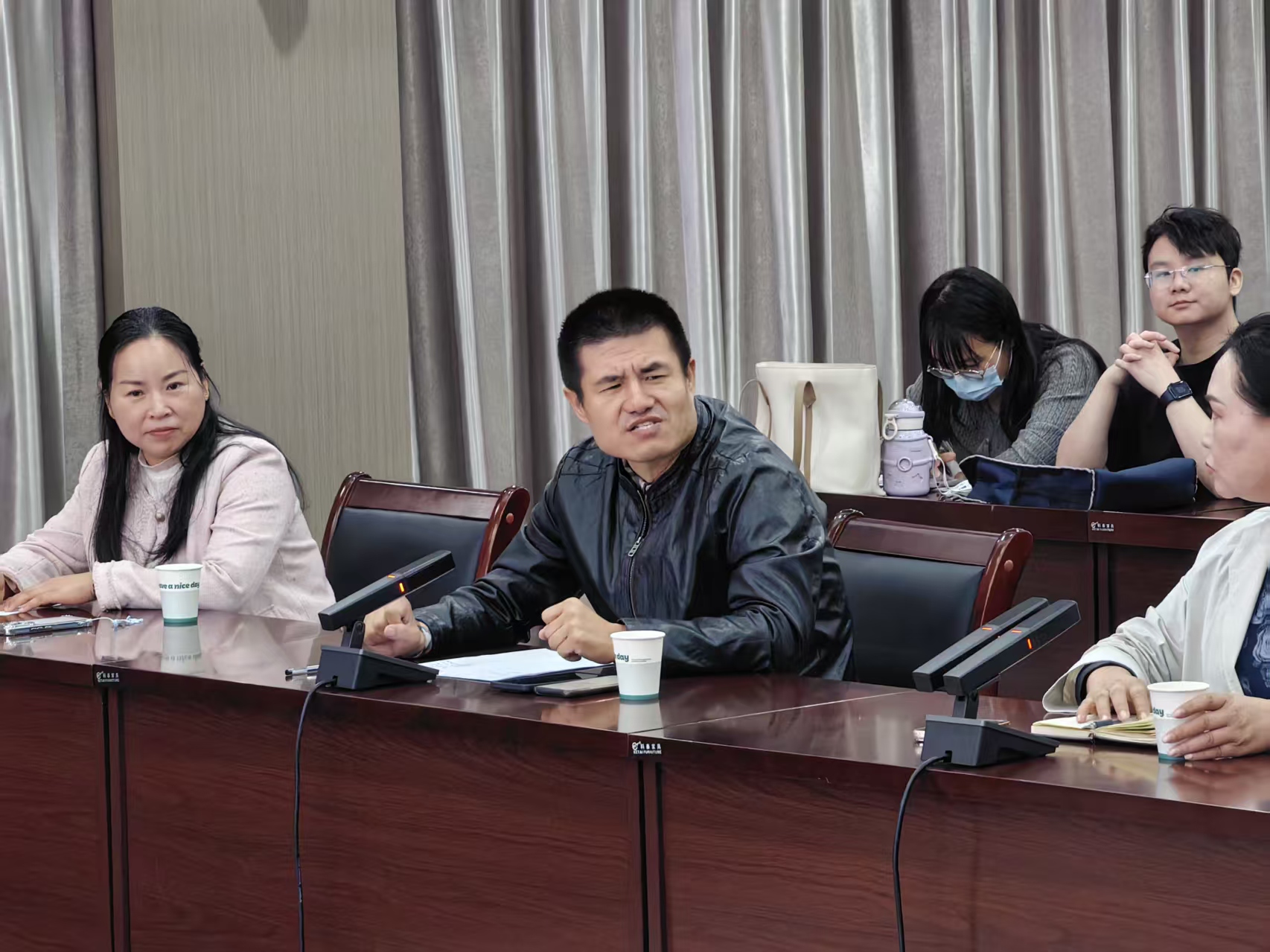 e3878c6852a1d57f38cbb98a3b1fd311.jpg e3878c6852a1d57f38cbb98a3b1fd311.jpg